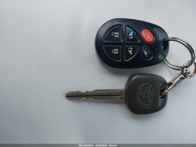 Toyota Sienna Xle Limited