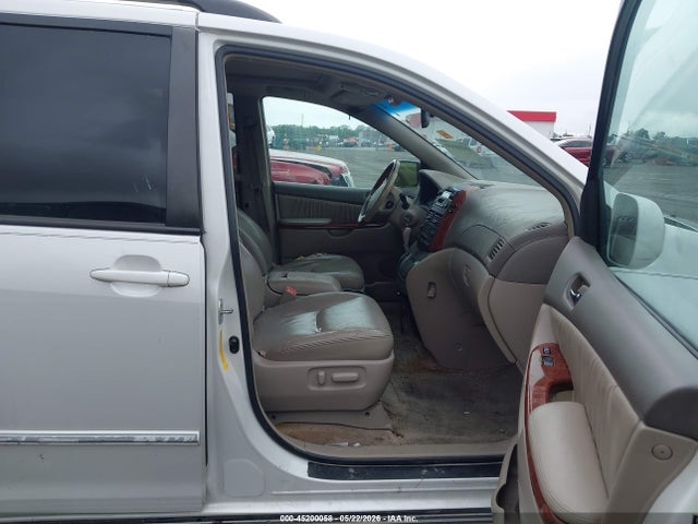 Toyota Sienna Xle Limited