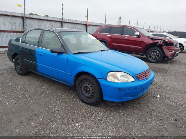 Salvage Honda Civic Image