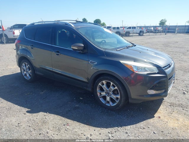 Salvage Ford Escape Image