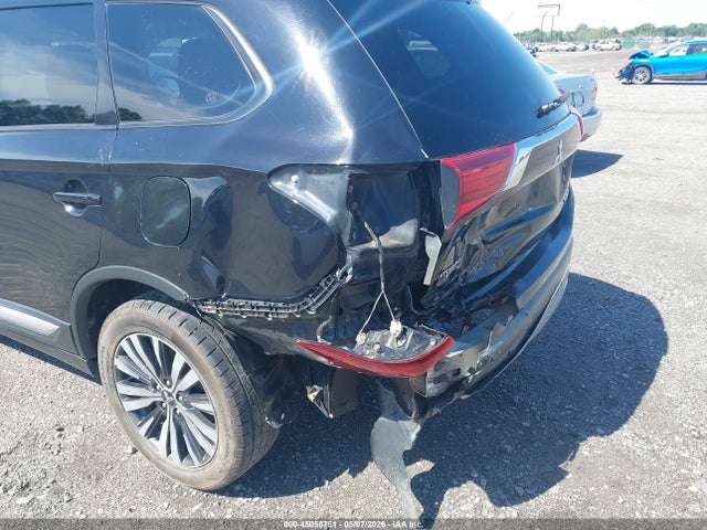 Mitsubishi Outlander Se