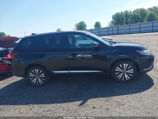 Mitsubishi Outlander Se