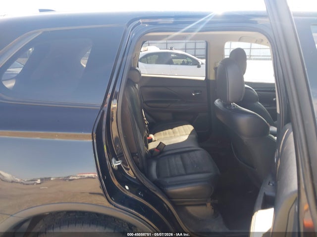 Mitsubishi Outlander Se