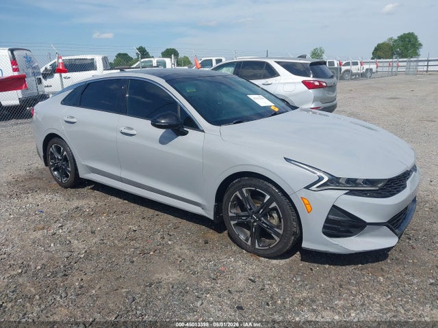 Salvage Kia K5 Image