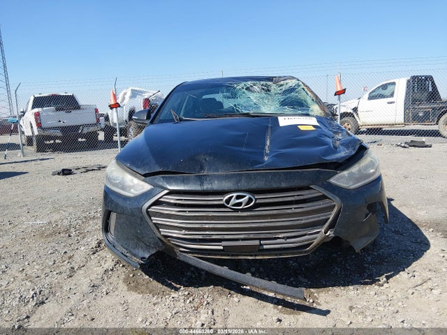 Hyundai ELANTRA Limited