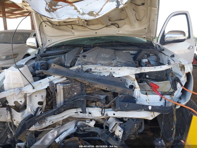 Toyota Tacoma Base V6