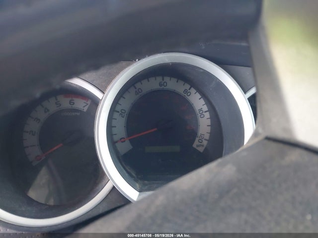 Toyota Tacoma Base V6