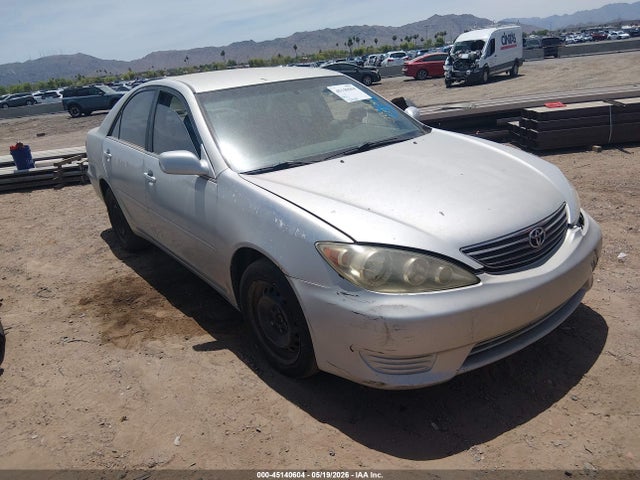 Salvage Toyota Camry Image