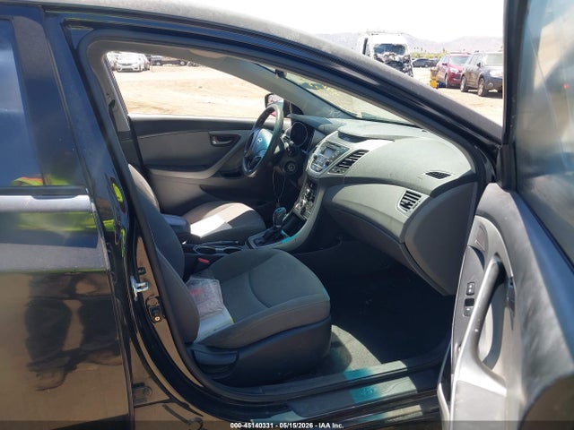 Hyundai ELANTRA Se