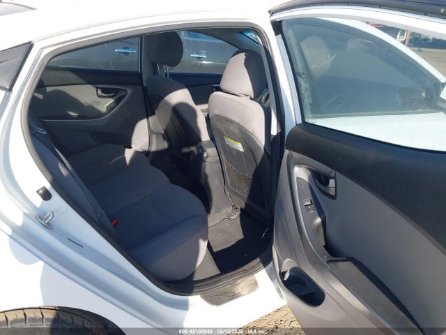 Hyundai ELANTRA Se