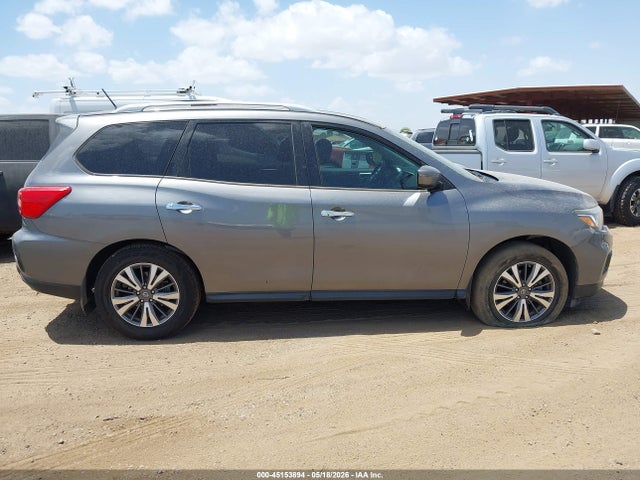 Nissan Pathfinder S