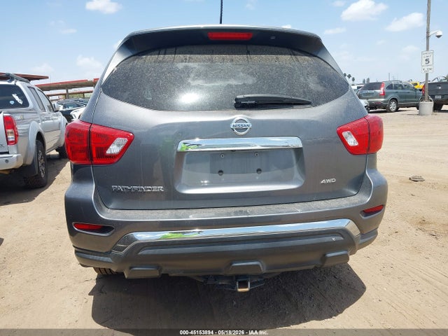 Nissan Pathfinder S