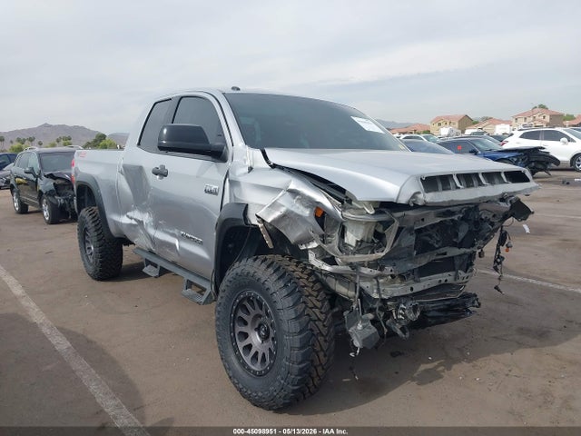 Salvage Toyota Tundra Image