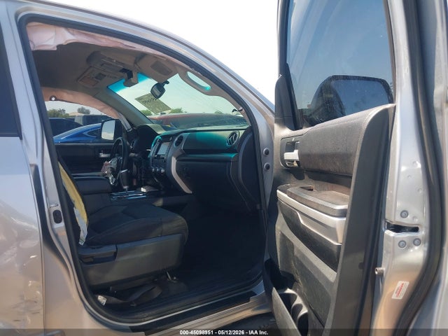 Toyota Tundra Sr5 5.7l V8