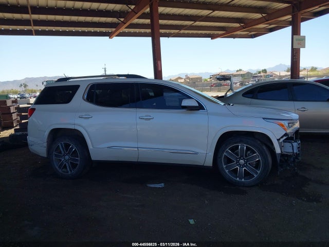 GMC Acadia Denali