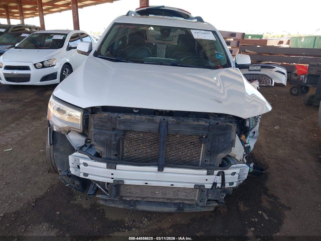 GMC Acadia Denali