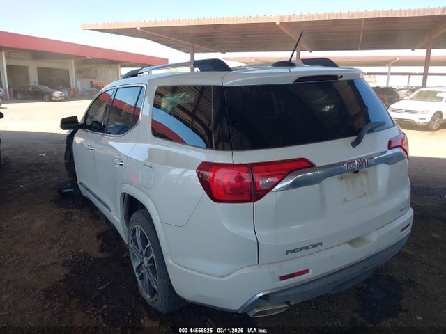 GMC Acadia Denali