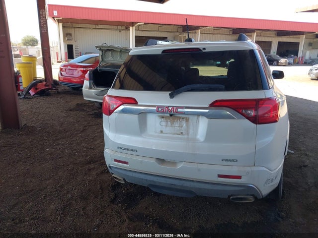 GMC Acadia Denali