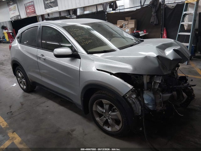 Salvage Honda HR-V Image