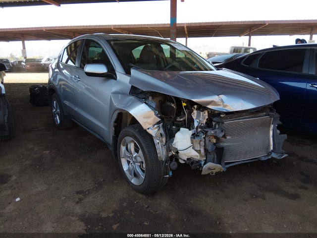 Salvage Honda HR-V Image