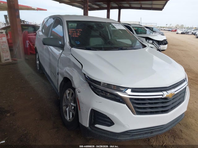 Salvage Chevrolet Equinox Image