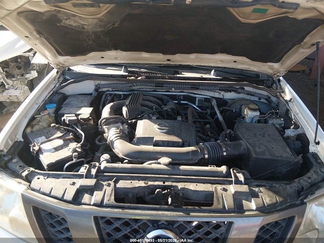 Nissan Frontier Sv