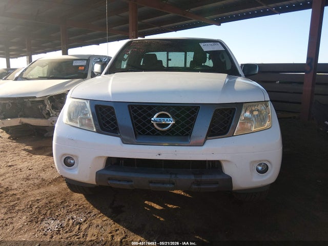 Nissan Frontier Sv