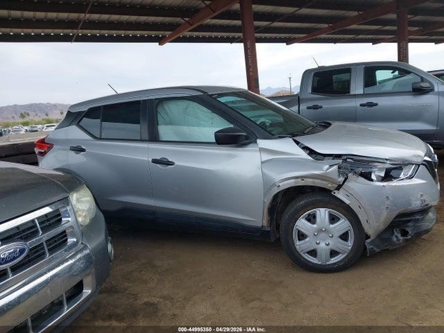 Nissan Kicks S Xtronic Cvt