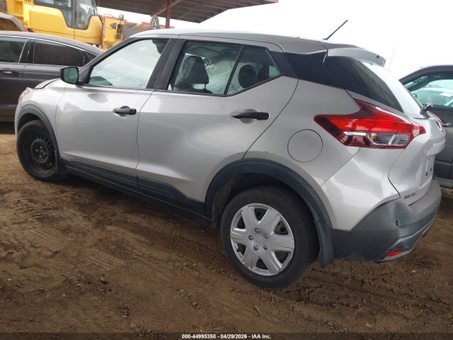 Nissan Kicks S Xtronic Cvt