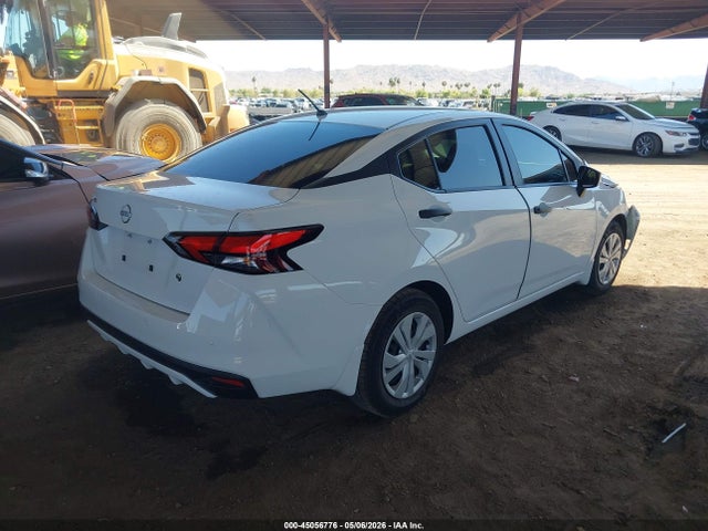 Nissan Versa 1.6 S