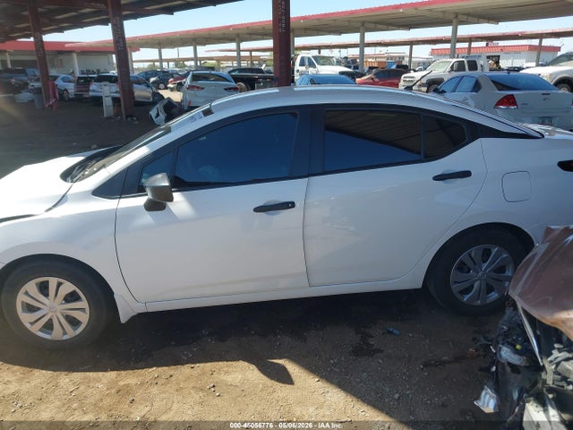 Nissan Versa 1.6 S