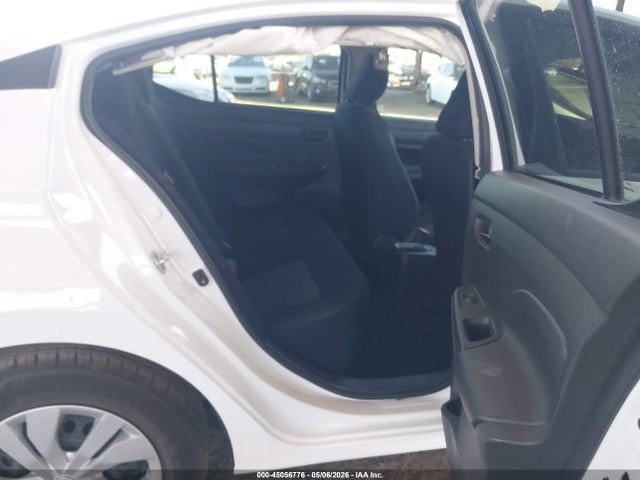 Nissan Versa 1.6 S