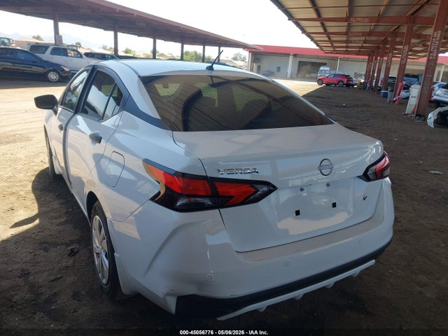 Nissan Versa 1.6 S