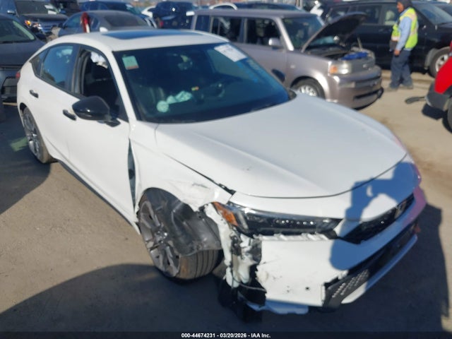 Salvage Honda Civic Image