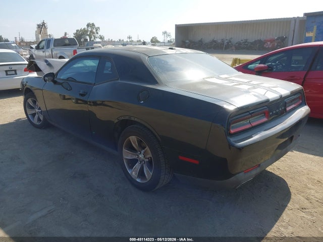 Dodge Challenger Sxt