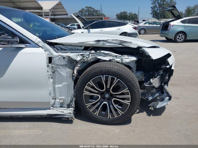 BMW i7 Edrive50