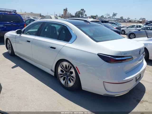 BMW i7 Edrive50