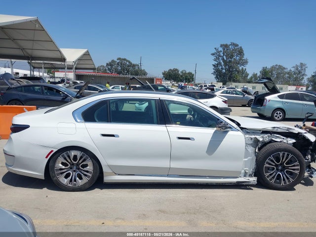 BMW i7 Edrive50