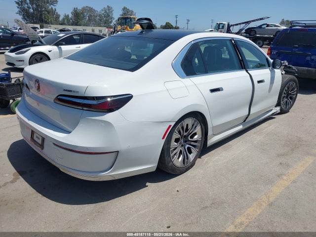 BMW i7 Edrive50
