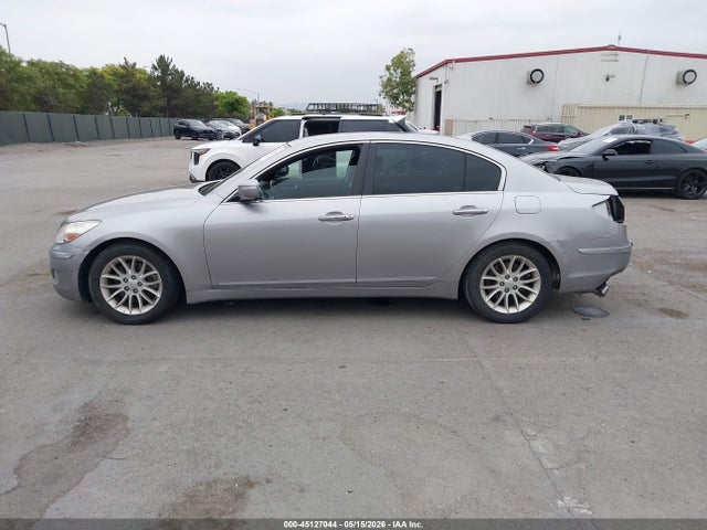Hyundai Genesis 3.8