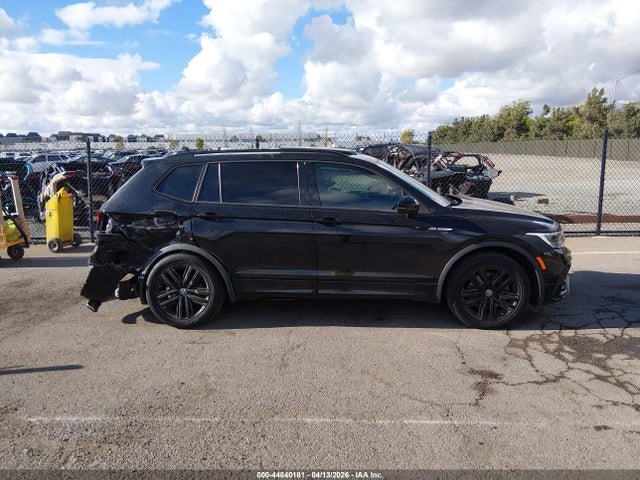 Volkswagen Tiguan 2.0t Se R-line Black