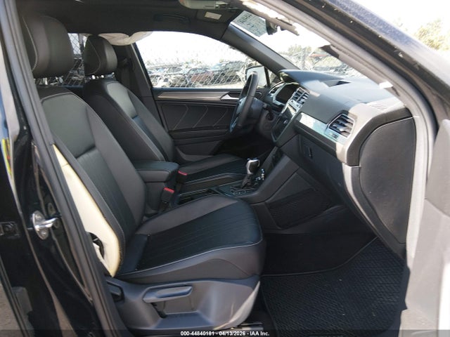 Volkswagen Tiguan 2.0t Se R-line Black