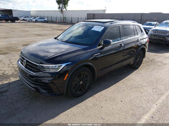 Volkswagen Tiguan 2.0t Se R-line Black