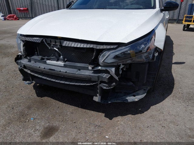 Nissan Altima Sr Fwd