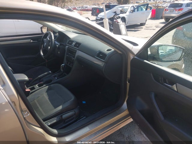 Volkswagen Passat 1.8t Wolfsburg Edition