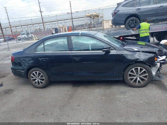 Volkswagen Jetta 1.4t Se