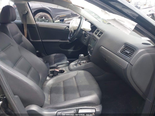 Volkswagen Jetta 1.4t Se