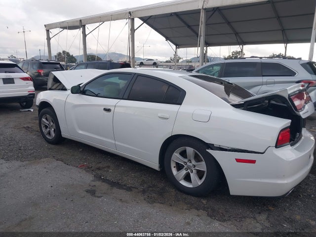 Dodge Charger Se