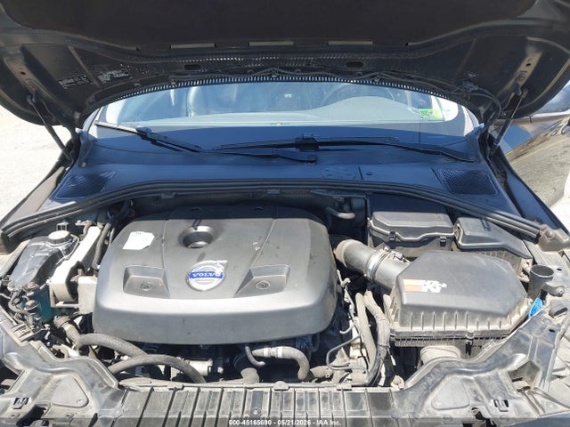 Volvo S60 T5 Platinum