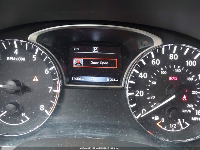 Nissan Pathfinder S 2wd